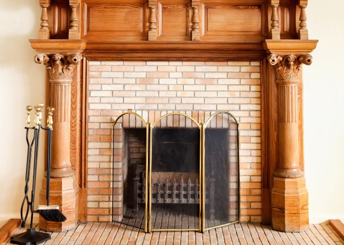 Wood fireplace - Mid Valley Chimney