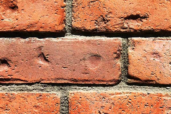 Closeup-of-brick-mortar